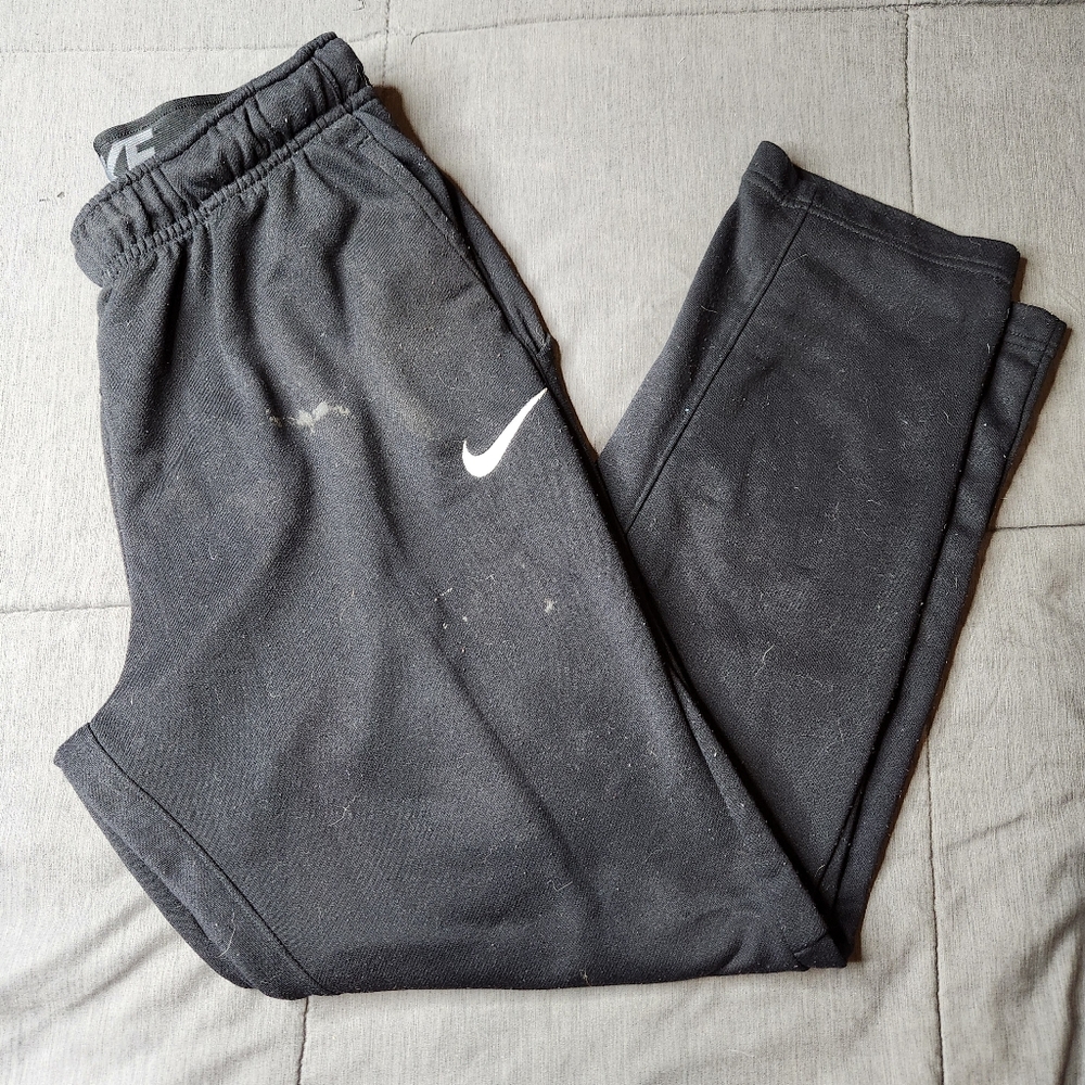 💐 Nike Dri-Fit Black Sweatpants